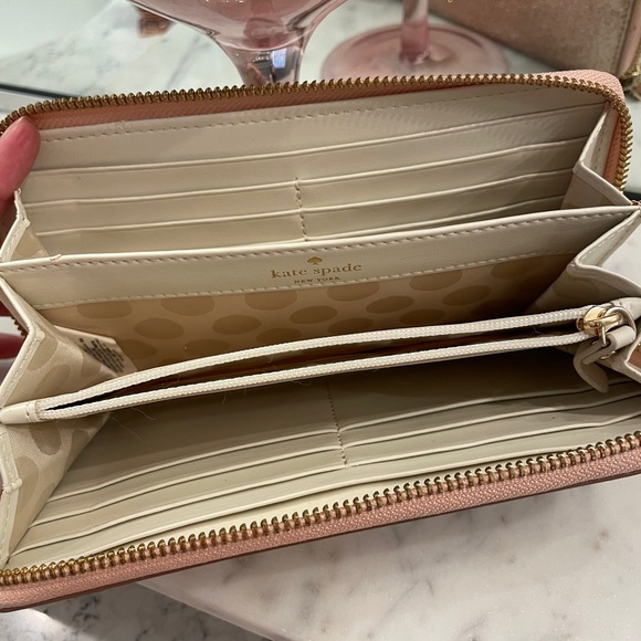 Kate Spade rose gold glitter wallet - Picture 4 of 8